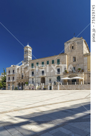 Old town in Ruvo di Puglia, Puglia, Italy 75929745