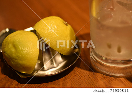 レモン絞り 75930311