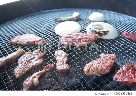 BBQ 75930662