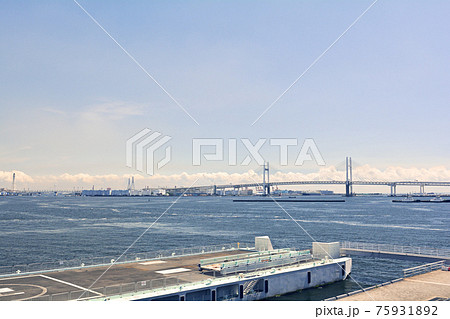 横浜・ベイブリッジ 75931892