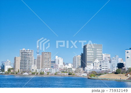 【東京都】1月・中央大橋からの眺め 【東京都】1月・中央大橋からの眺め 75932149
