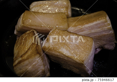 大きな塊肉から作った叉焼 大きな塊肉から作った叉焼 75946617