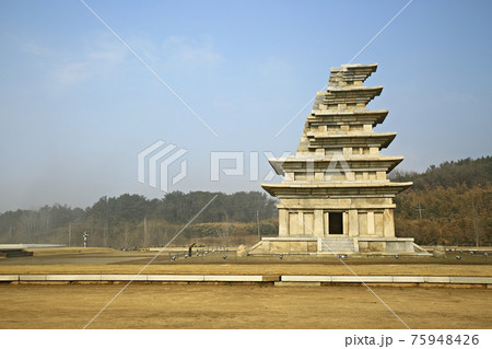 湖 風景 寺院 75948426