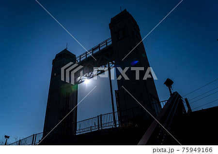 京都市伏見区の三栖閘門（みすこうもん）を撮影 75949166