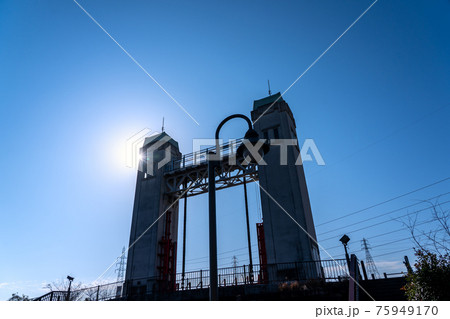 京都市伏見区の三栖閘門（みすこうもん）を撮影 75949170