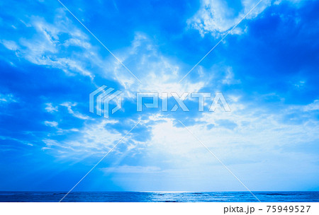 天使の梯子　薄明光線 75949527