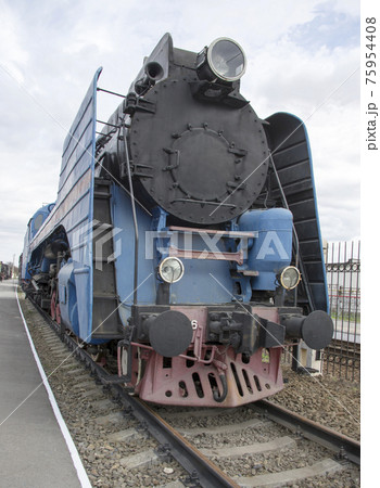 The blue express steam locomotive which is accelerating momentum 125 km/hour The blue express steam locomotive which is accelerating momentum 125 km/hour 75954408