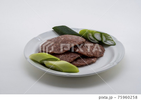 皿 食べ物 フード 75960258