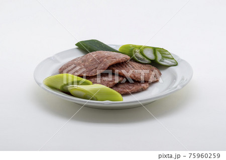 皿 食べ物 フード 75960259