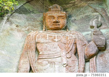 千葉県　鋸南町　鋸山　日本寺　地獄のぞき　石像　観音寺　百尺観音　富津市　日本名山図会　日本百低山 75960351
