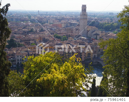 世界遺産 イタリア ヴェローナ 旧市街13 世界遺産 イタリア ヴェローナ 旧市街13 75961401