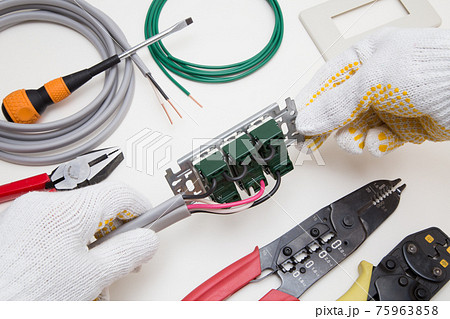 電気工事 スイッチ コンセント工事 電気工事 スイッチ コンセント工事 75963858