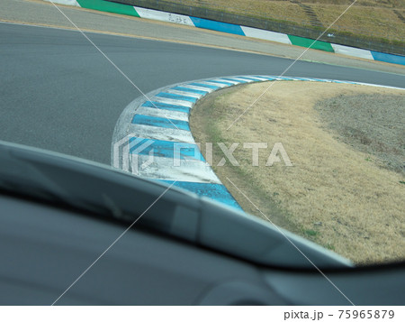 サーキット　レーシングコース 75965879