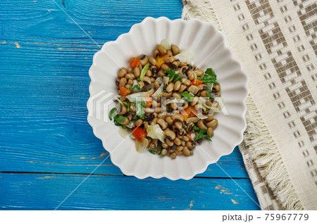 Indian  Black-eyed Pea Masala 75967779