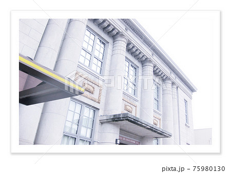 フィルム写真　レトロ　建造物 75980130