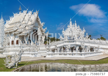 White Temple (Wat Rong Khun) in Chiang Rai 75980737