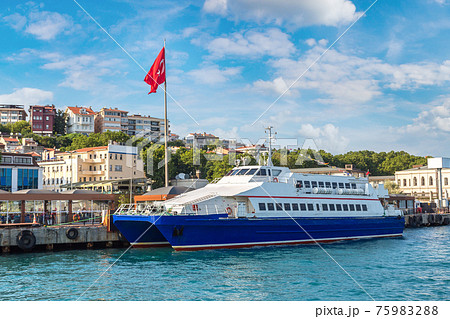 Passenger ship in Istanbul Passenger ship in Istanbul 75983288