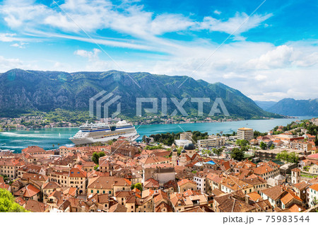 Panorama of Kotor in Montenegro 75983544