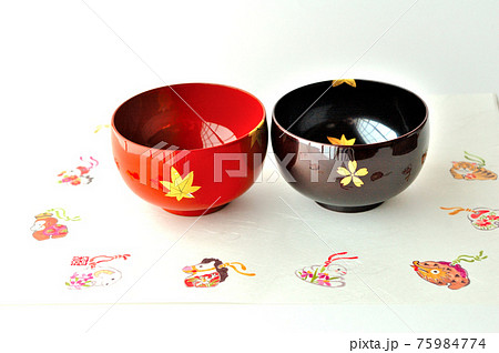 漆器の夫婦汁椀 75984774