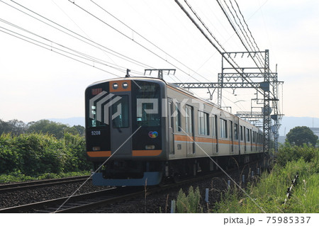 平城宮跡を走る阪神9000系 平城宮跡を走る阪神9000系 75985337