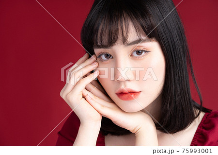 Woman beauty Woman beauty 75993001