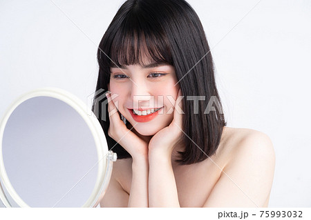 Woman beauty Woman beauty 75993032