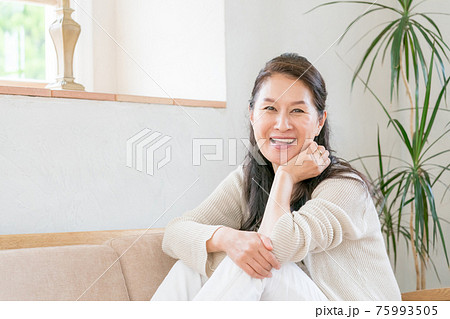 若々しいハイミセス 若々しいハイミセス 75993505