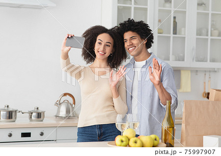 Self-isolation, holiday, anniversary, birthday celebration and video call 75997907