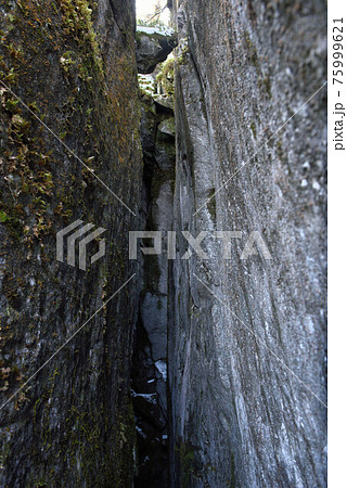 古処山登山「奥ノ院」 75999621