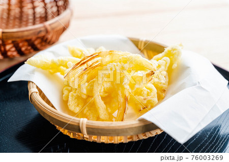 玉ねぎの天ぷら 76003269