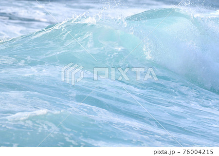 生月島・西海岸の海の波 生月島・西海岸の海の波 76004215