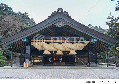 出雲大社の神楽殿 76005113