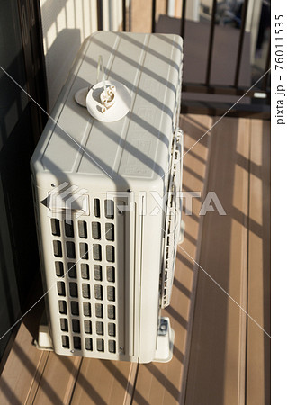 エアコン室外機 76011535