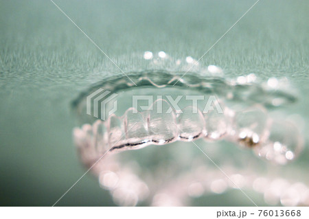 Retainer splint and transparent teeth corrector Retainer splint and transparent teeth corrector 76013668