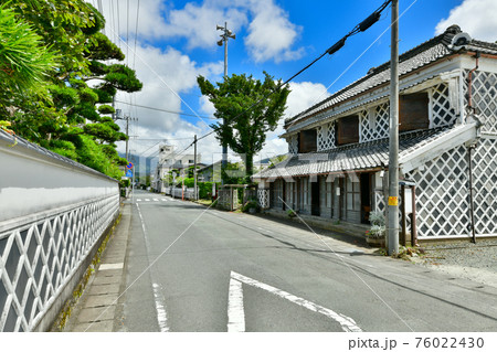 静岡県　松崎の町並み 76022430