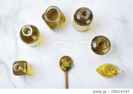 Olives and olive oil 154 Olives and olive oil 154 76024587