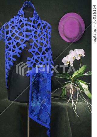 Blue female scarf of felted wool on a mannequin 76026164