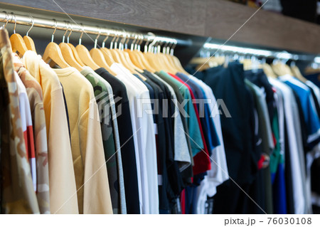 Fashion clothes in the shopping centre 76030108