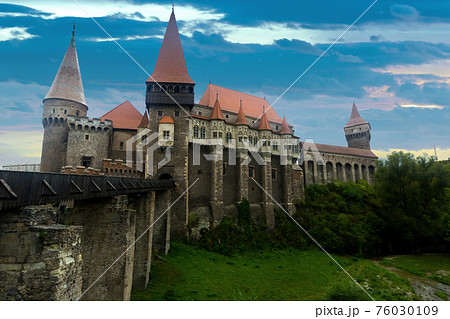 Photo of Corvin Castle which is histirical landmark 76030109