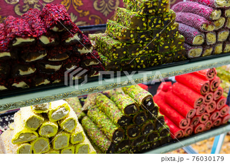 Display of Turkish sweetshop with various kinds of lokum 76030179