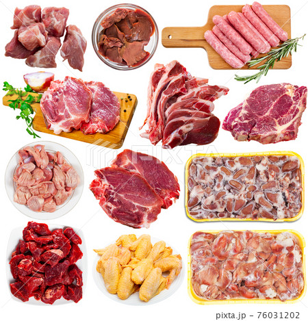 Assortment of various raw meat isolated on white background 76031202