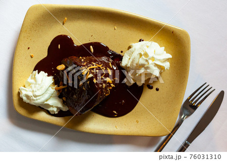 Chocolate fondant Chocolate fondant 76031310