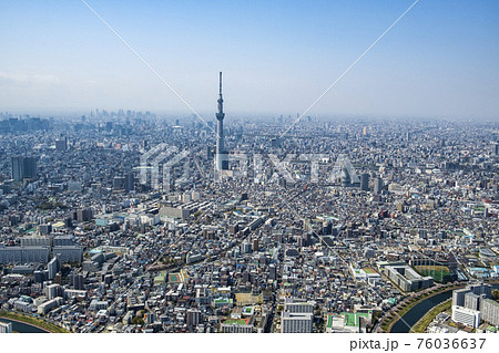 東京墨田区上空からスカイツリー方面の空撮 76036637