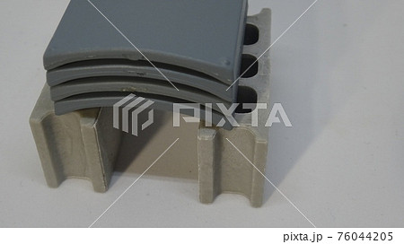 瓦割りイメージ・空手イメージ・武道イメージ・日本イメージ・日本の伝統イメージ・日本のアニメイメージ 76044205