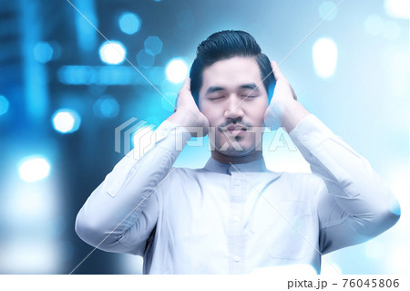 Asian Muslim man in praying position (salat) Asian Muslim man in praying position (salat) 76045806