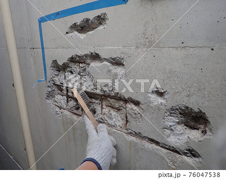 下地補修工事における爆裂補修 76047538