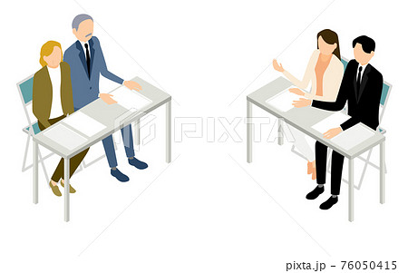 ビジネスシーン、会議で話し合うビジネスマン、アイソメトリック 76050415