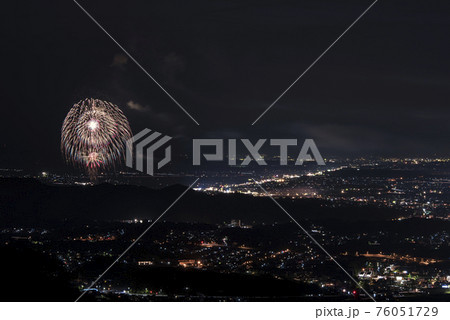 【三重県】伊勢神宮奉納全国花火大会　〜伊勢神宮の花火大会〜 76051729