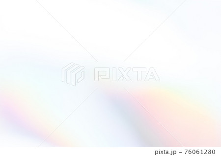 ホワイトにカラフルなグラデーション 76061280