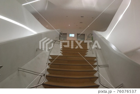 東大門デザインプラザの階段 76076537